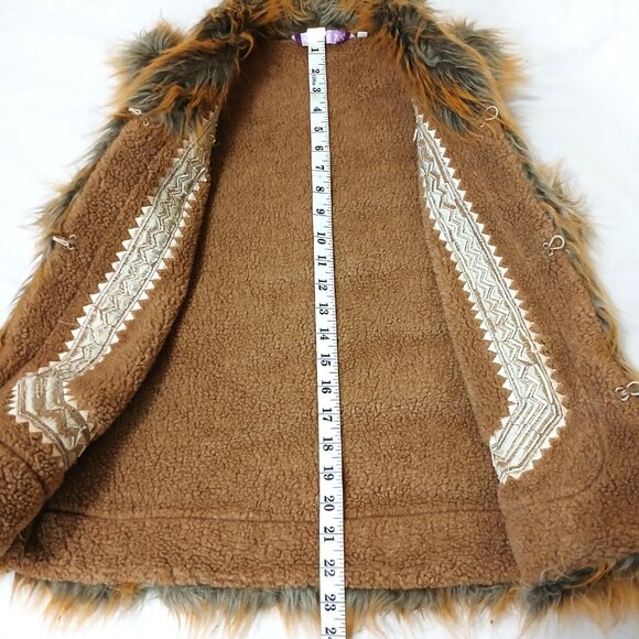 Vintage Alibi Embroidered Suede & Fur Aztec Print Waistcoat Vest Jacket Size 13 - Picture 10 of 10